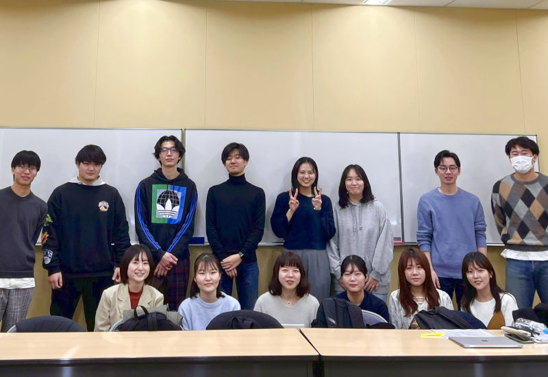 現地調査を中心に食品公害などの社会問題を研究する（文学部・宇田和子ゼミ）